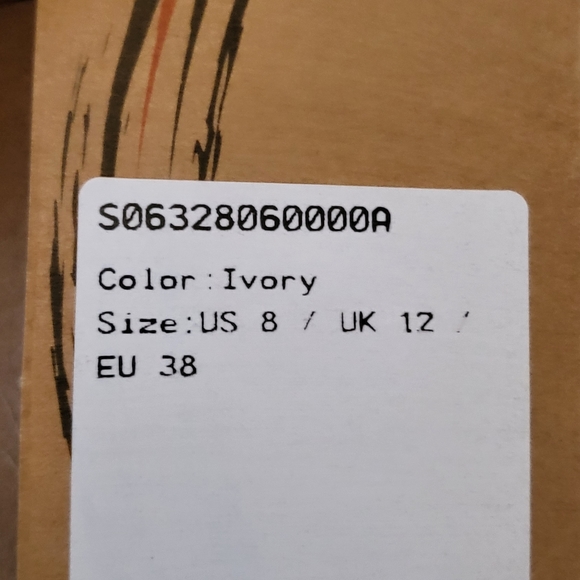 Stunning NWT Lace Mermaid Wedding Dress - Picture 6 of 7